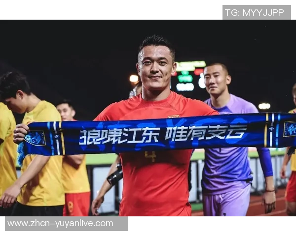 足球的魅力与激情在世界舞台上绽放引领年轻人追逐梦想的旅程